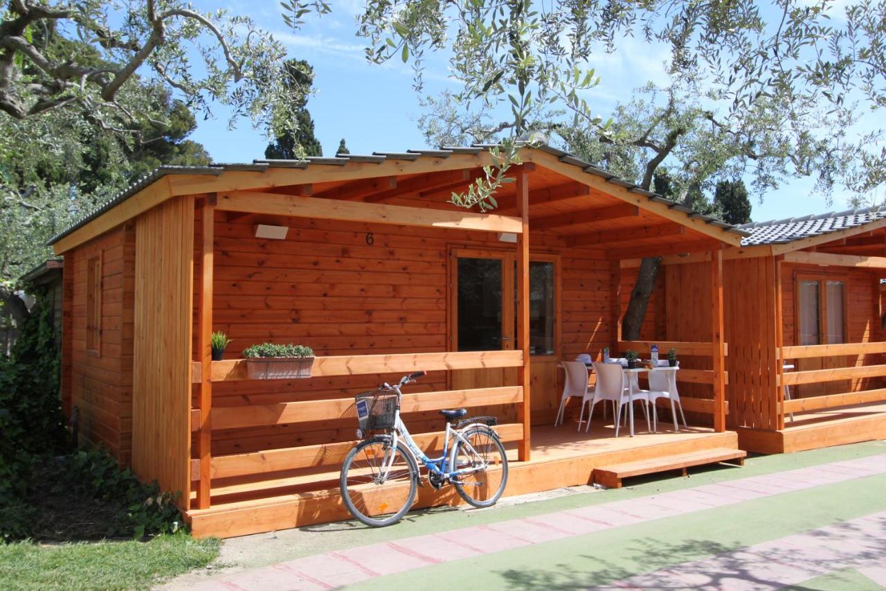 One-Bedroom Bungalow,1151985396:JPEG