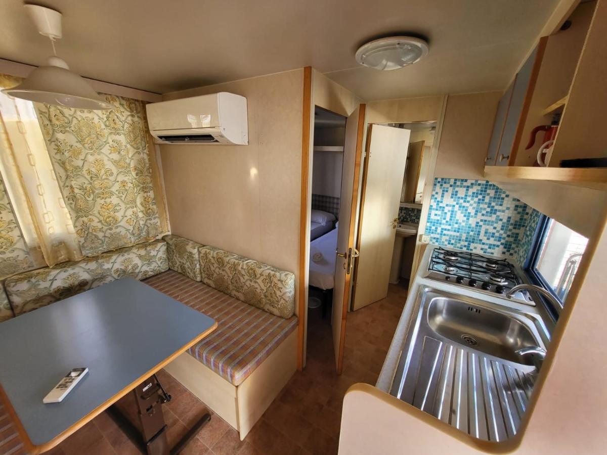 Mobile Home,1588452142:JPEG