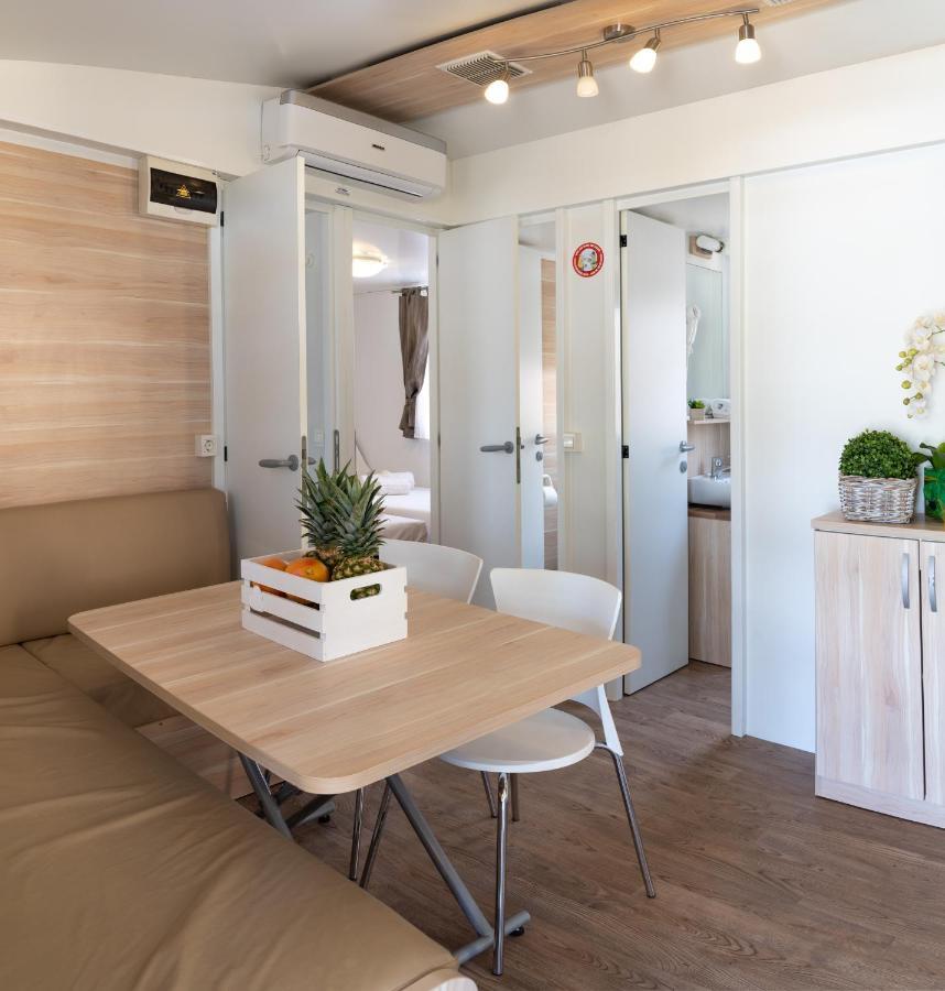 Mobile Home with Three Bedrooms - Sea Side,1395847445:JPEG