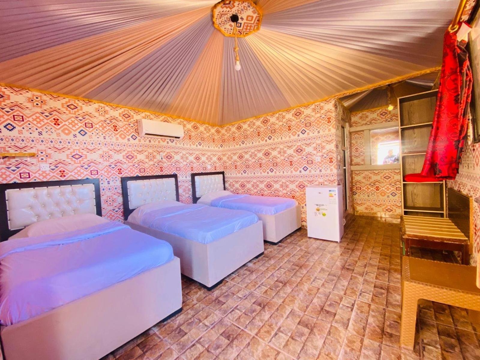Deluxe Family Tent,1517205832:JPEG