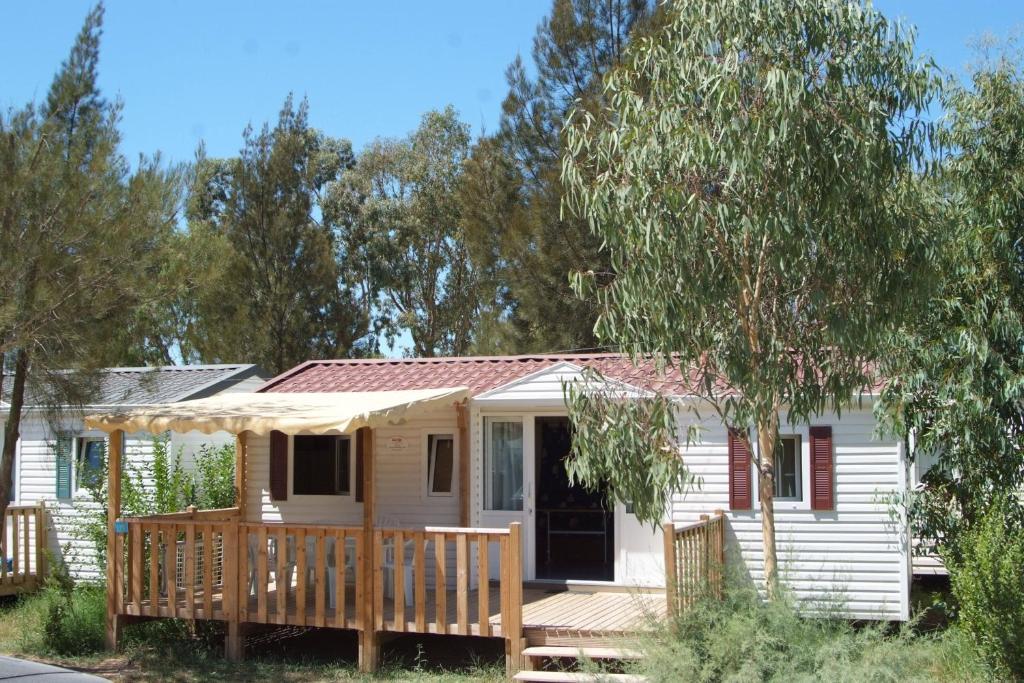Three-Bedroom Mobile Home (6-8 persons),1628660964:JPEG