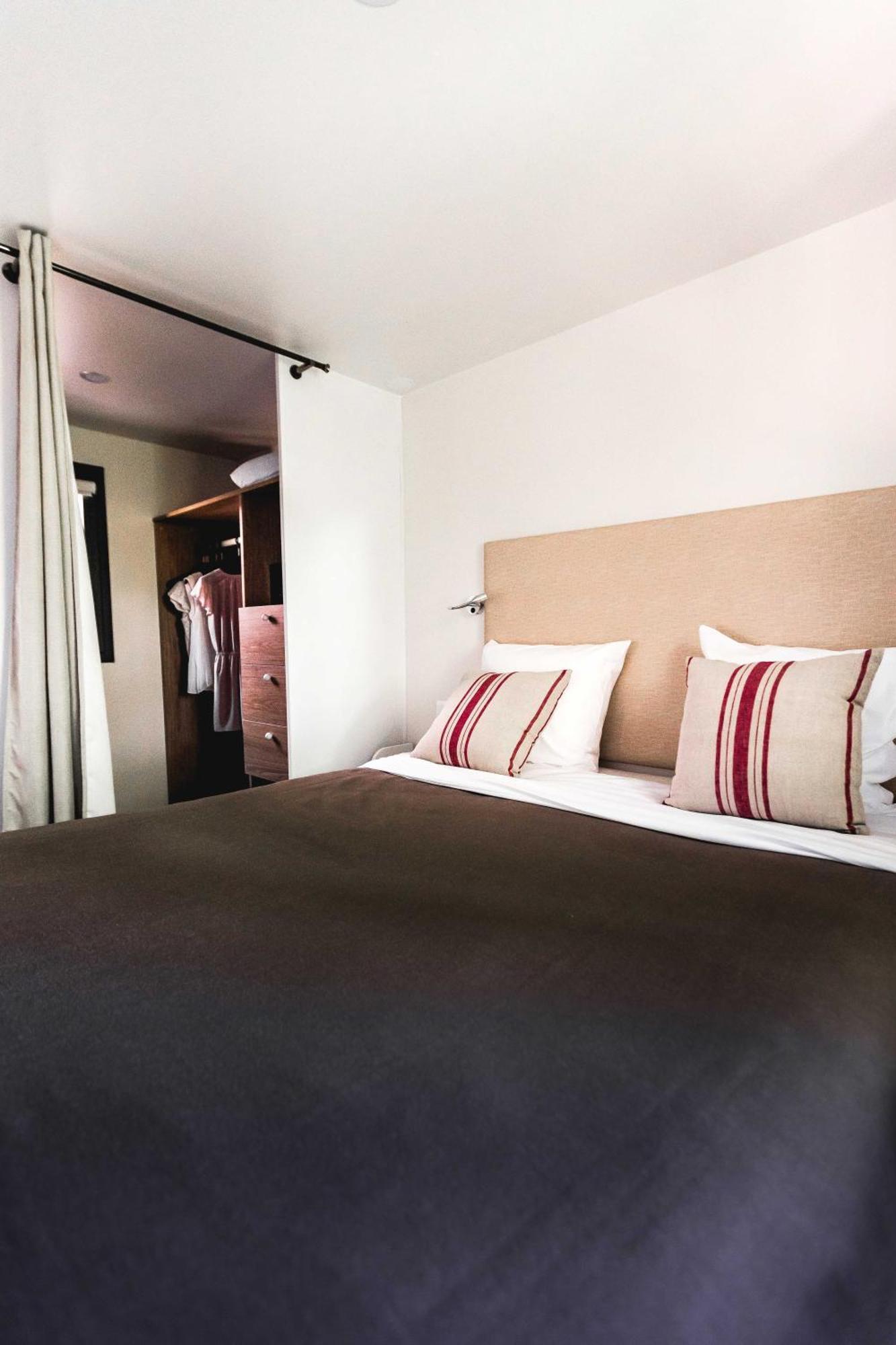 "Faré" Two-Bedroom