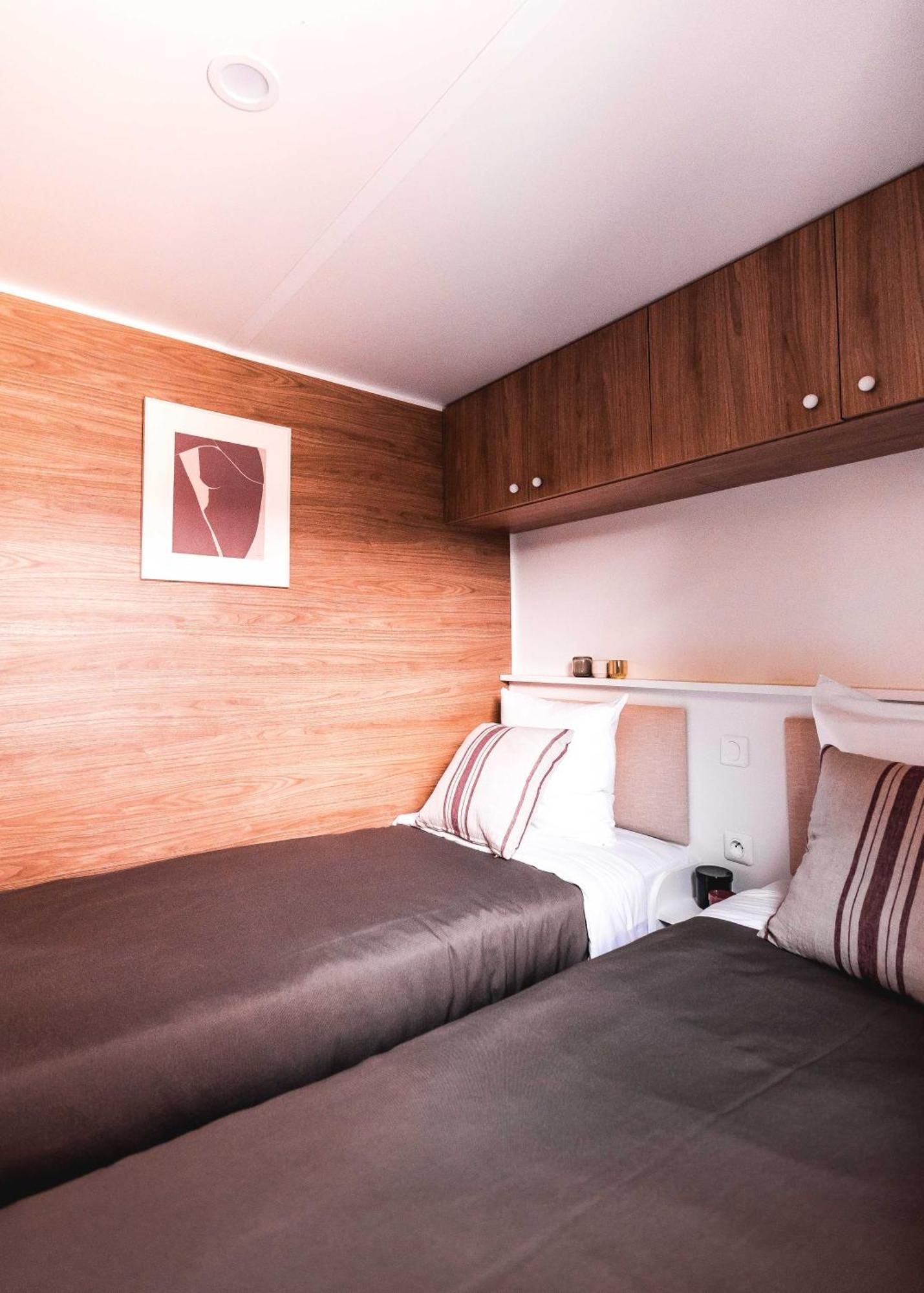 "Faré" Two-Bedroom