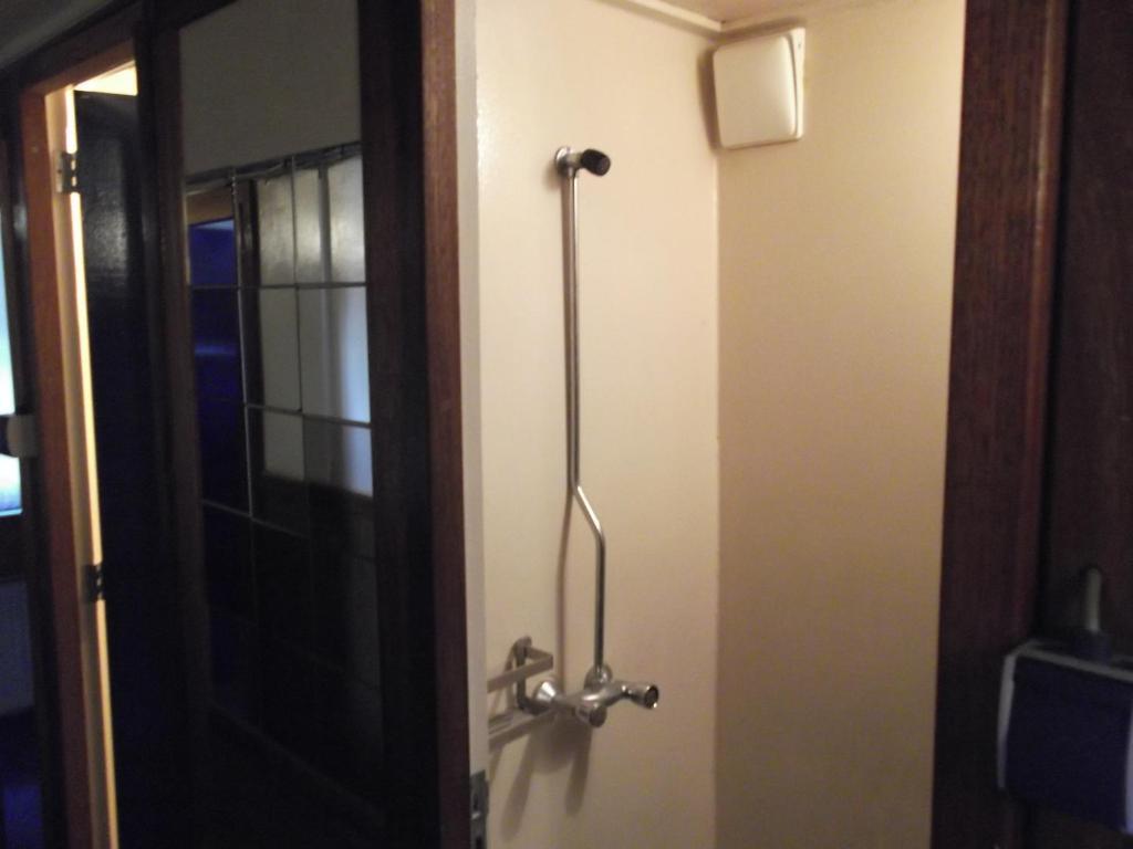 Twin Cabin