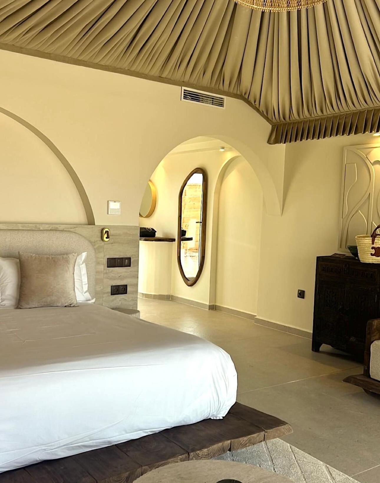 Luxury Lodges,1662425835:JPEG
