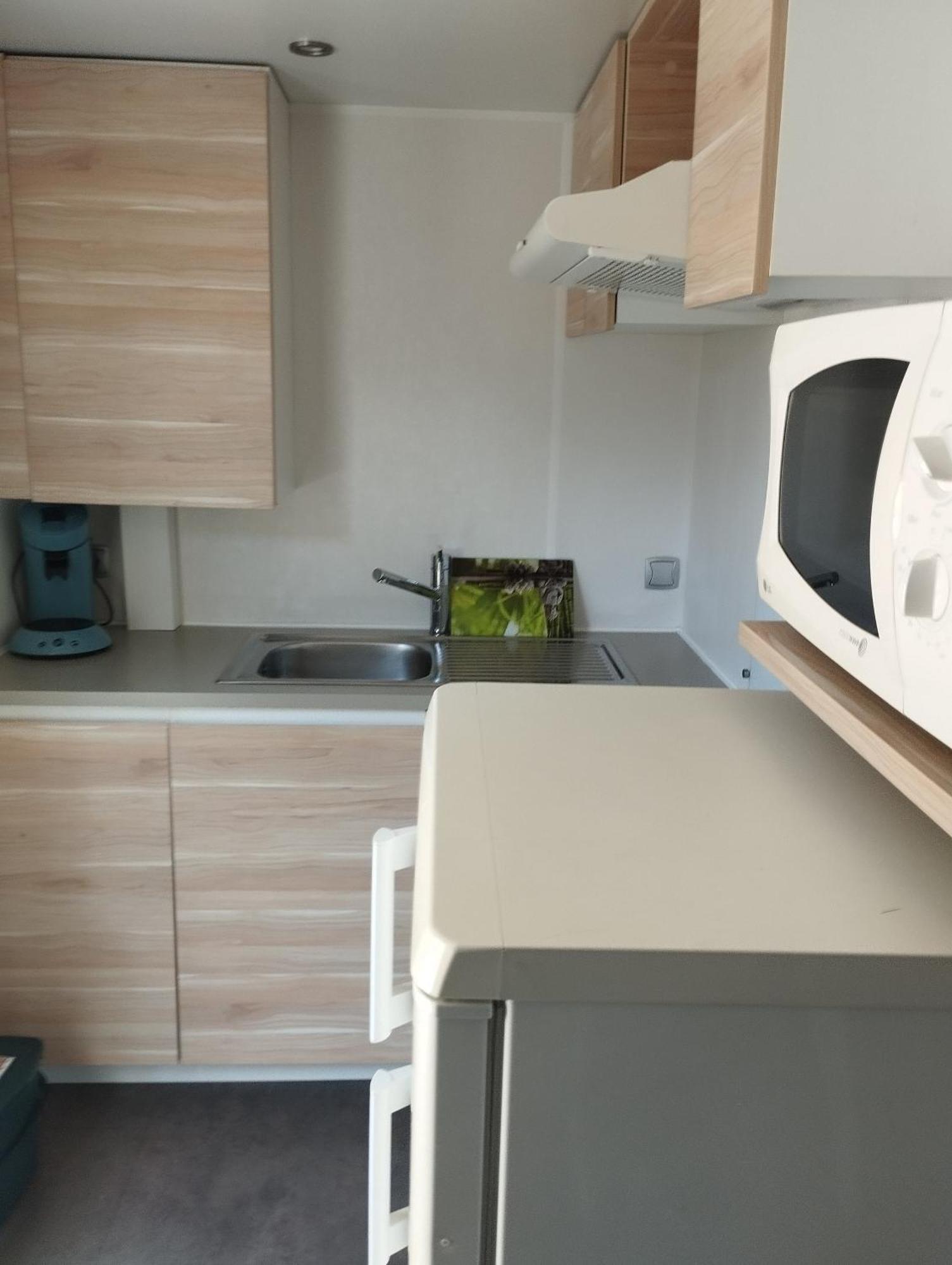 Mobile Home,1692108119:JPEG