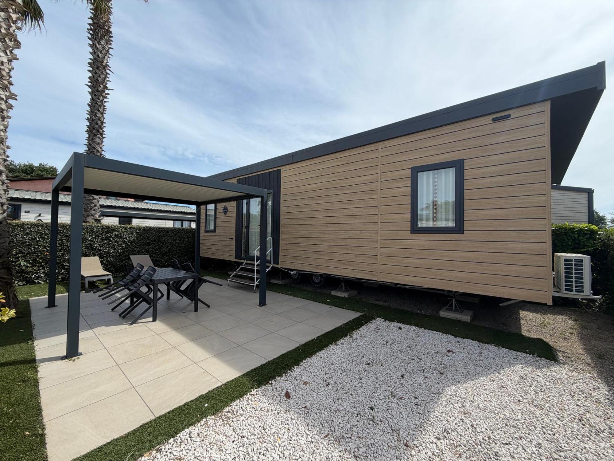 Deluxe Three-Bedroom