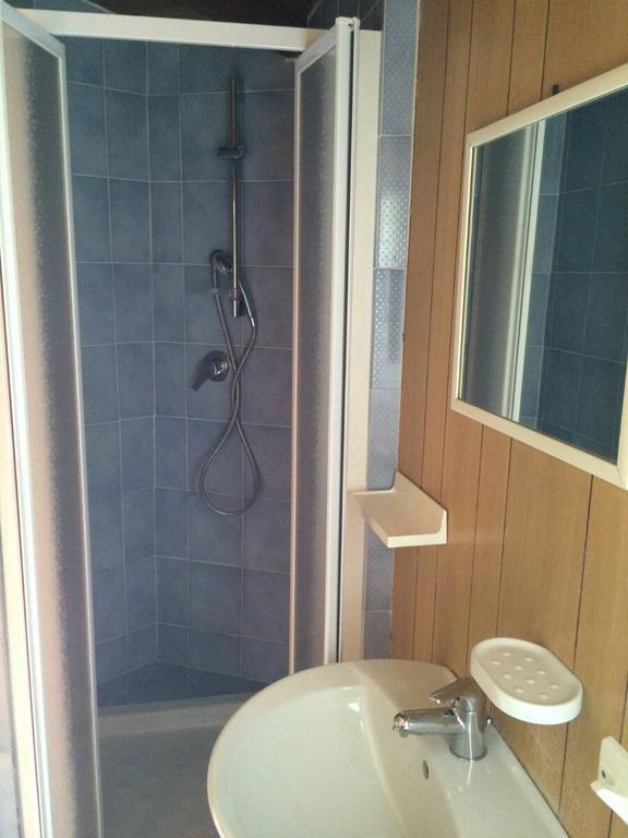 Studio,264405049:JPEG