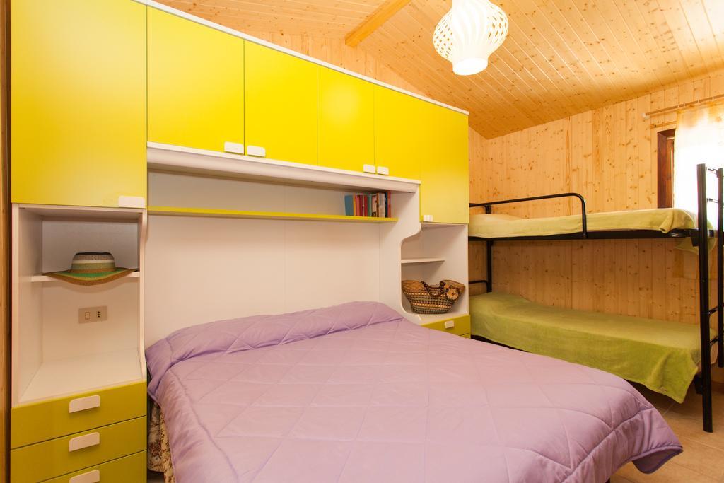 Bungalow (2 Adults),669520572:JPEG