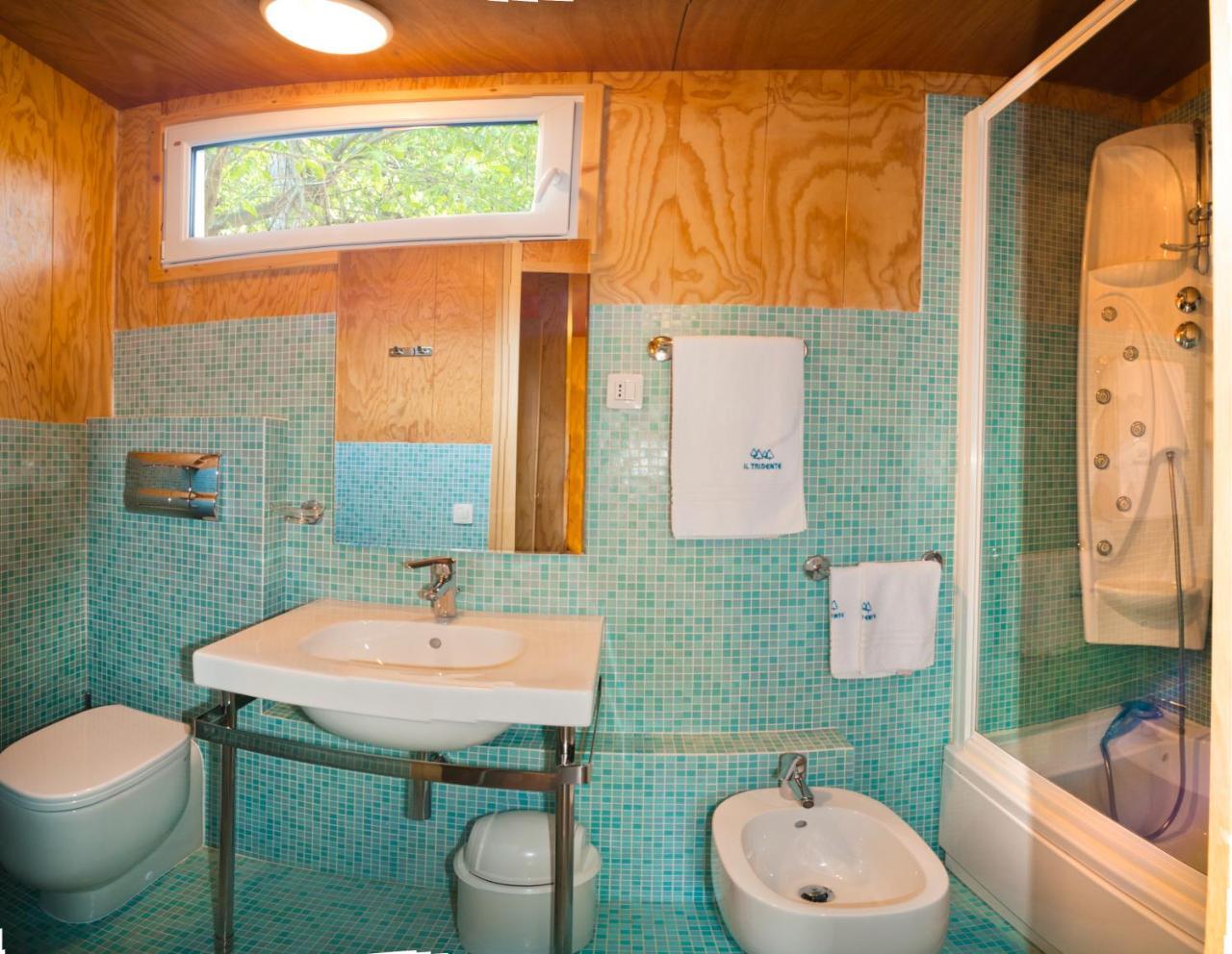 luxury mobile home,768346441:JPEG