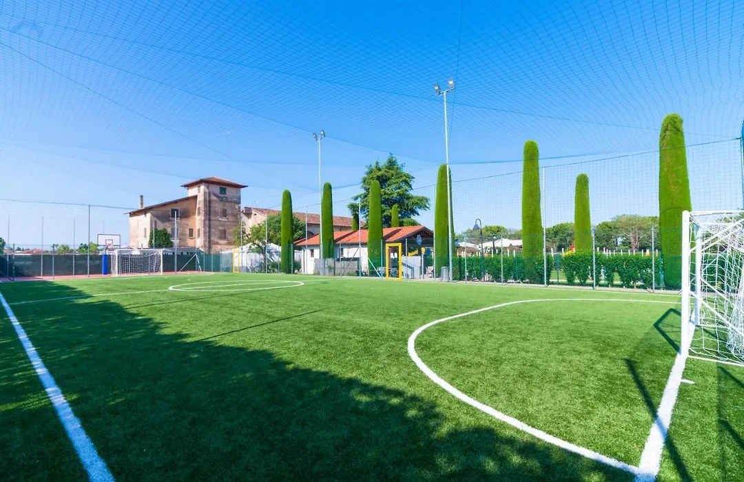 Del Garda Village And Camping-1