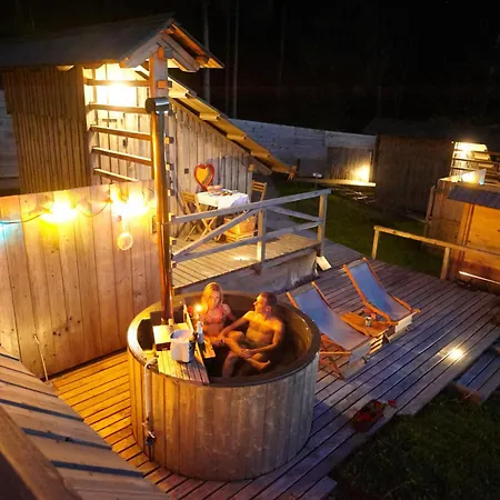 Alp Glamping Village-3