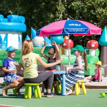 Camping Officiel Siblu Domaine de Soulac-2