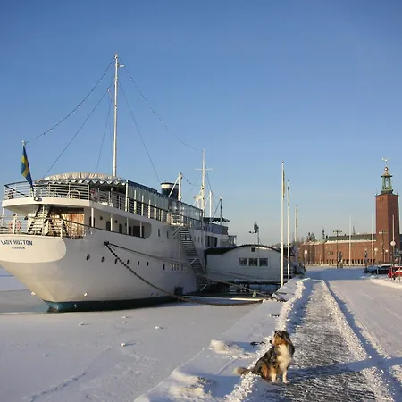 Mälardrottningen Yacht Hotel-3