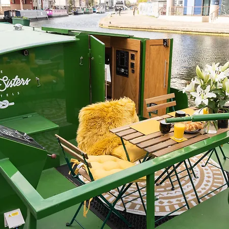 Edinburgh - Houseboats-2