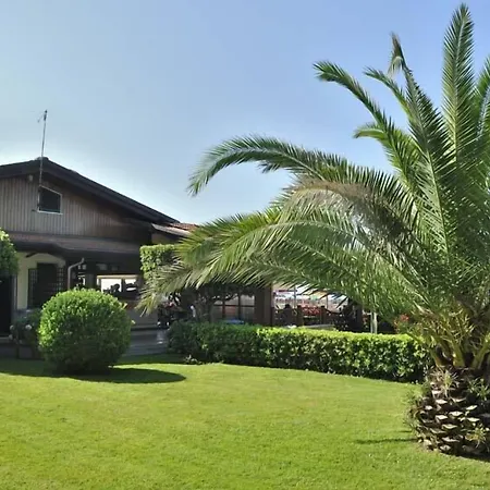 Campeggio Italia-3