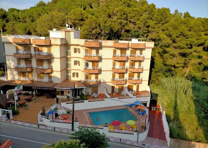  Eva Aparthotel