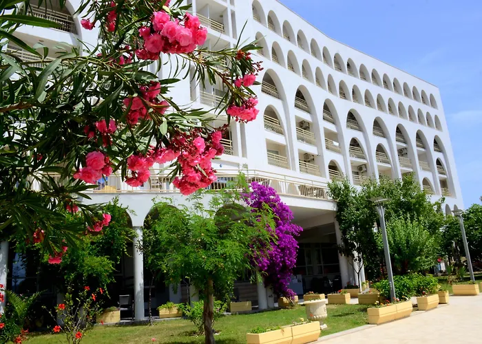 Goldenday Wings Hotel