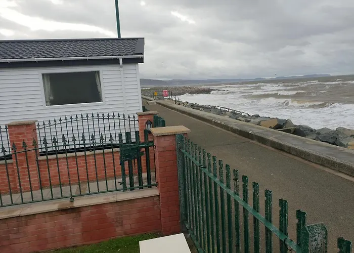 Park Home At Golden Sands Holiday Park N.Wales
