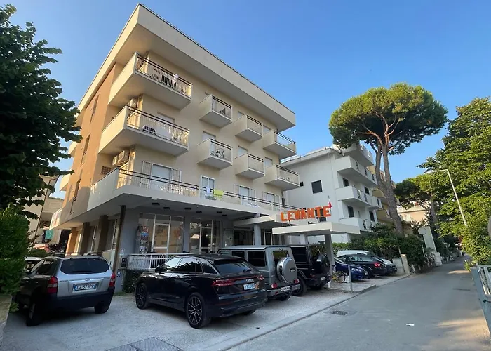 Hotel Levante A Pochi Passi Dal Mare