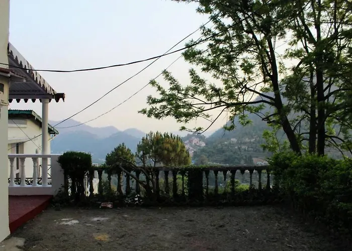 Whistling Thrush Cottage, Bhimtal