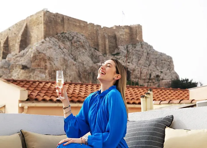 Cityzoe Athens Suites