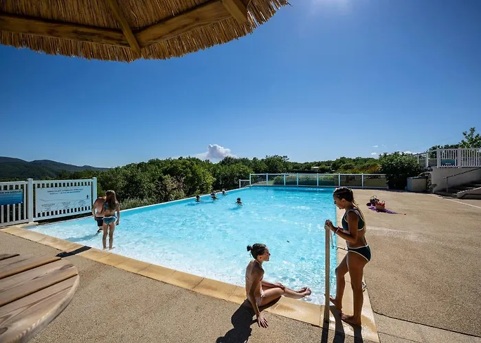 Charmant Camping Familiale 3 Etoiles Vue 360 Plage Piscine A Debordement Empl Xxl
