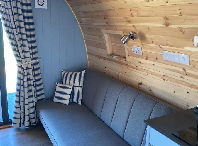 Craigend Farm Holiday Pods - The Woolly Sheep
