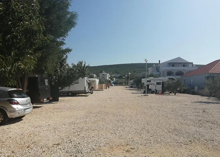 Camping Sukosan Beach