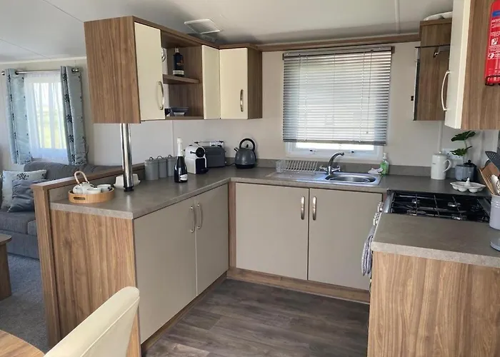 Cp1 Caravan, Howelston Holiday Park