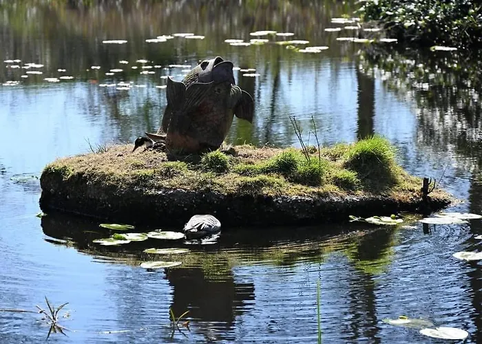 Pipowagens bij Pannenkoekenrestaurant&Camping De Koppenjan 'Een uniek verblijf met kinderspeelboerderij'