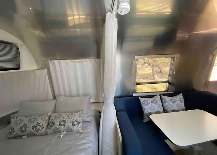 Modern Airstream With Amazing View - 10 To 15 Minutes From Kings Canyon National Park
