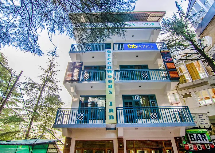 Fabhotel Greenwoods Inn