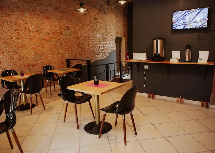 Isondu Suites & Breakfast