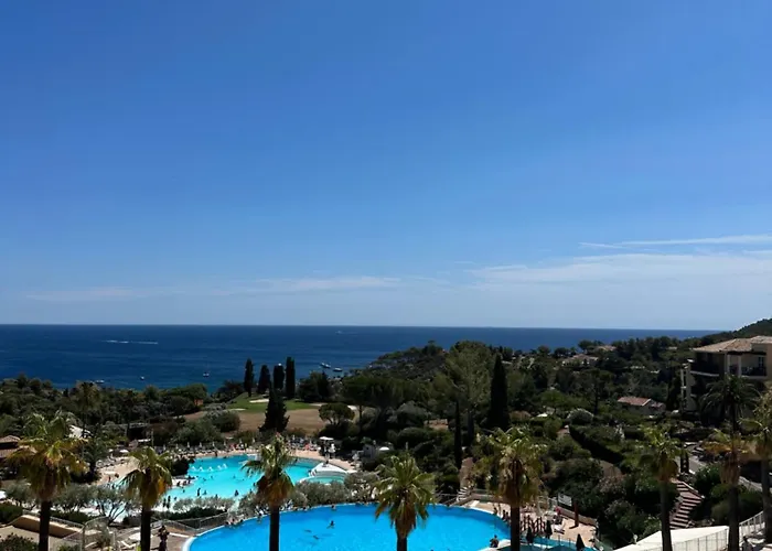 Cap Esterel Vue Mer Et Climatise