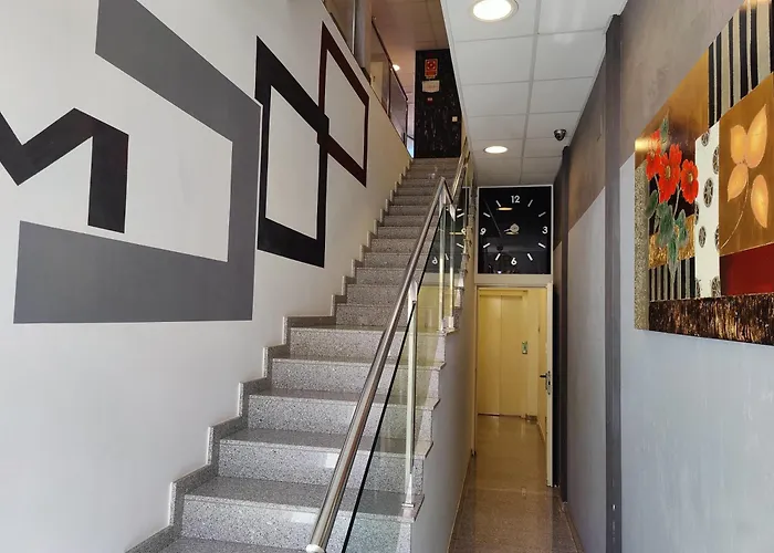  Hostal Manel