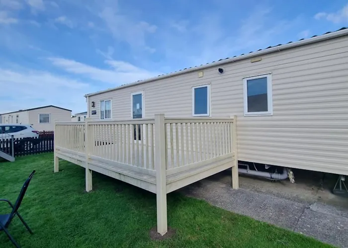 Spacious Accomodation Unity Beach Brean Centrally Located Sleeps 6 Pet Friendly Pets Stay Free
