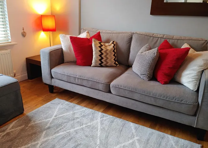 The Bath House Apartment - Free 1St Breakfast - Free Parking