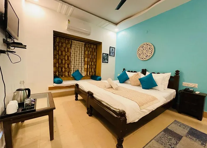 Hotel with view: Hotel Meerana