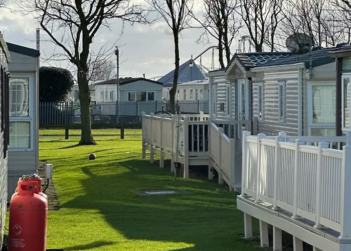 8 Berth Waterside Ingoldmells Skegness B24 Santanavan 4