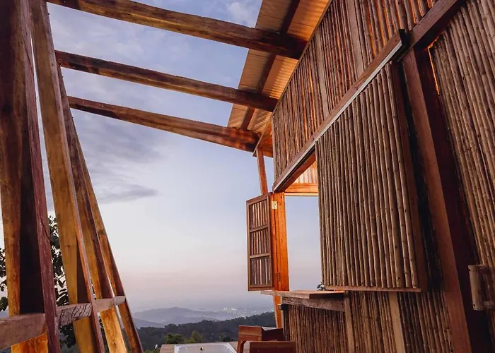 Bajo El Cielo Glamping Minca