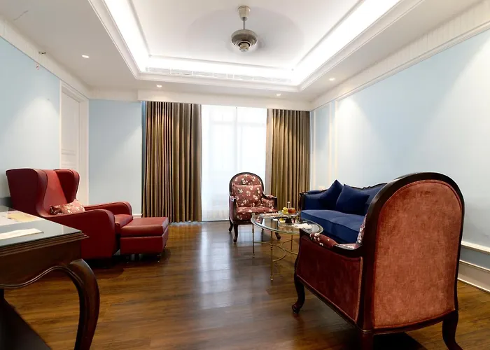 Ping Pong hotel: Royal Orchid Fort Resort Mussoorie