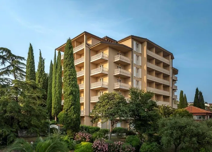 Remisens Casa Rosa, Depandansa