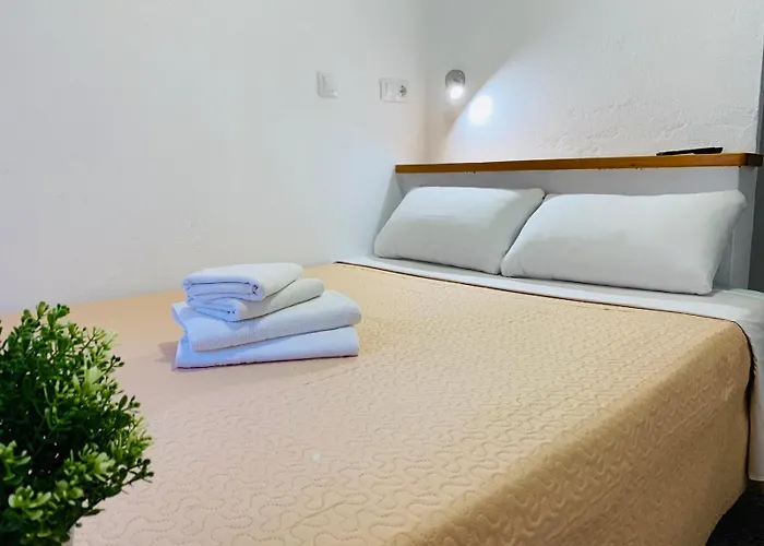La Tortuga Lodging RoomS
