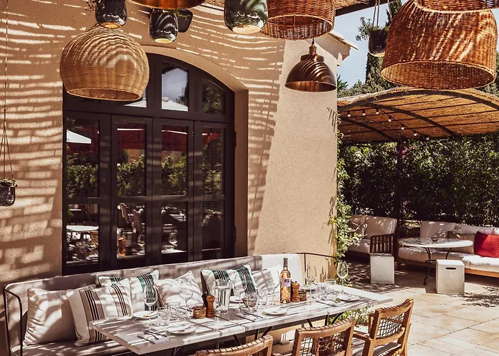 Hotel Lou Pinet