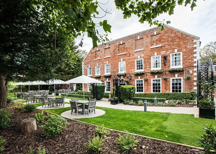 3 star hotel: The Knaresborough Inn - The Inn Collection Group