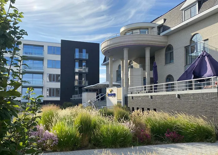 Hotel Acropolis " Op Het Sportiefste Park Van De Kust "
