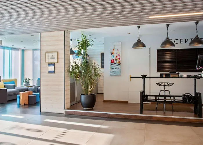 Best Western Plus Hotel Canet-Plage