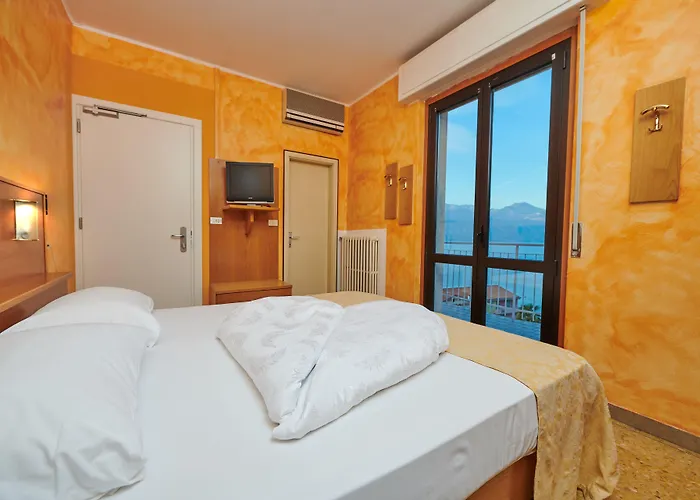Jacuzzi-Hotel: Hotel Eden
