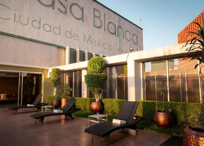 Hotel Casa Blanca